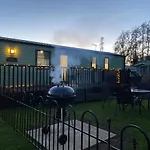 Short Escape Within Billing Aquadrome