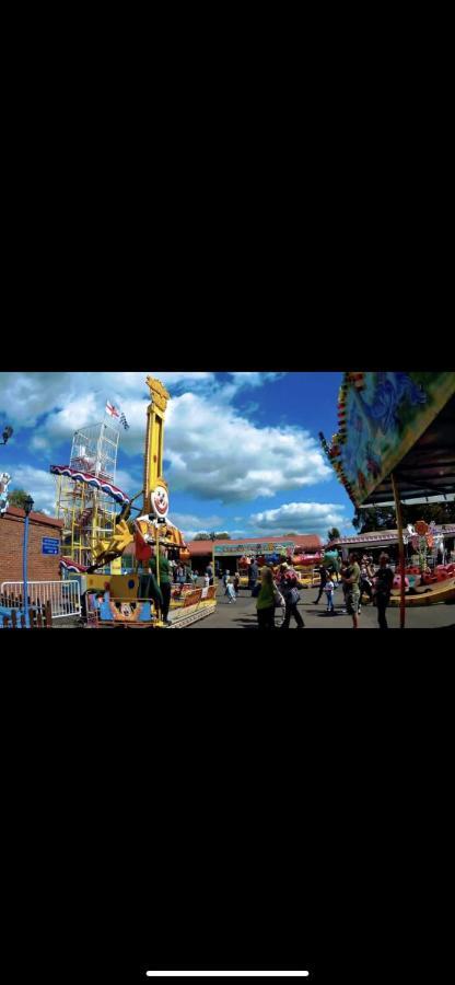 Holiday park Short Escape Within Billing Aquadrome