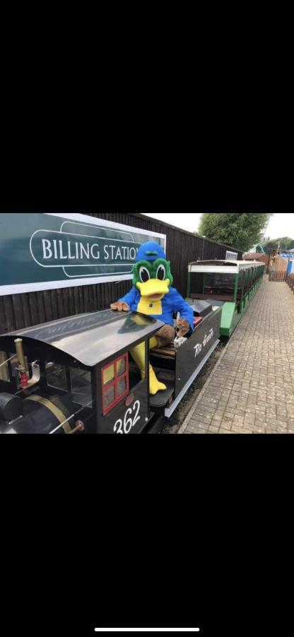 Short Escape Within Billing Aquadrome * Northampton