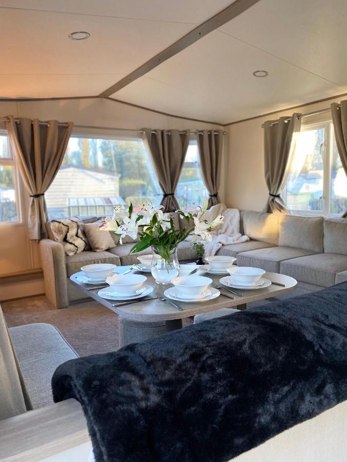 Short Escape Within Billing Aquadrome Holiday park Northampton